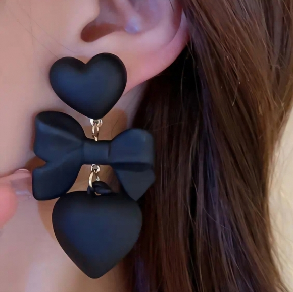 Jewelry - Black Heart Bow Dangle Earrings